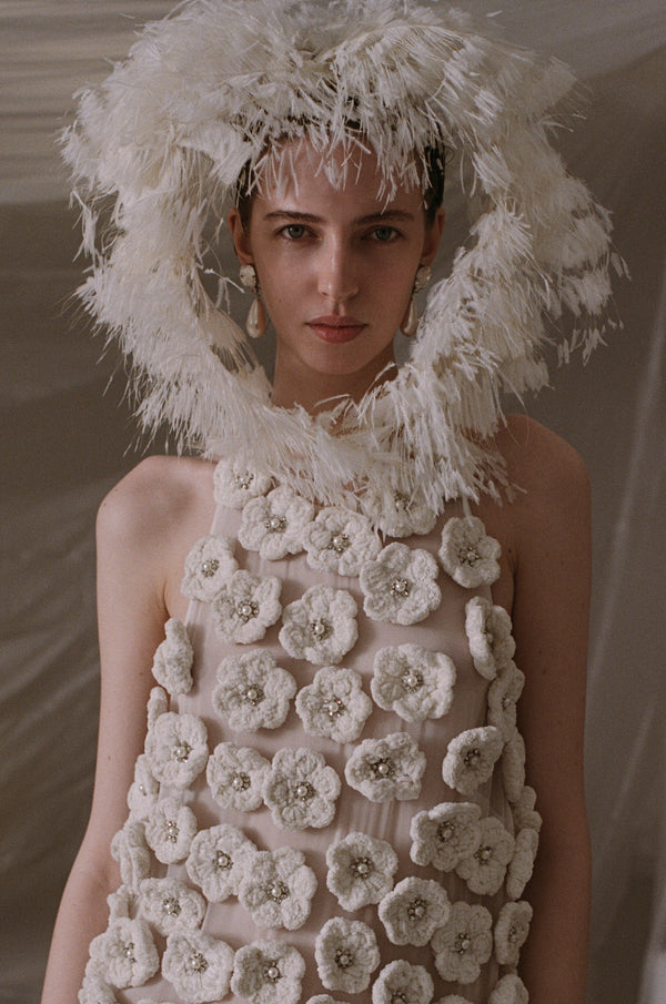 HEAD PIECE I