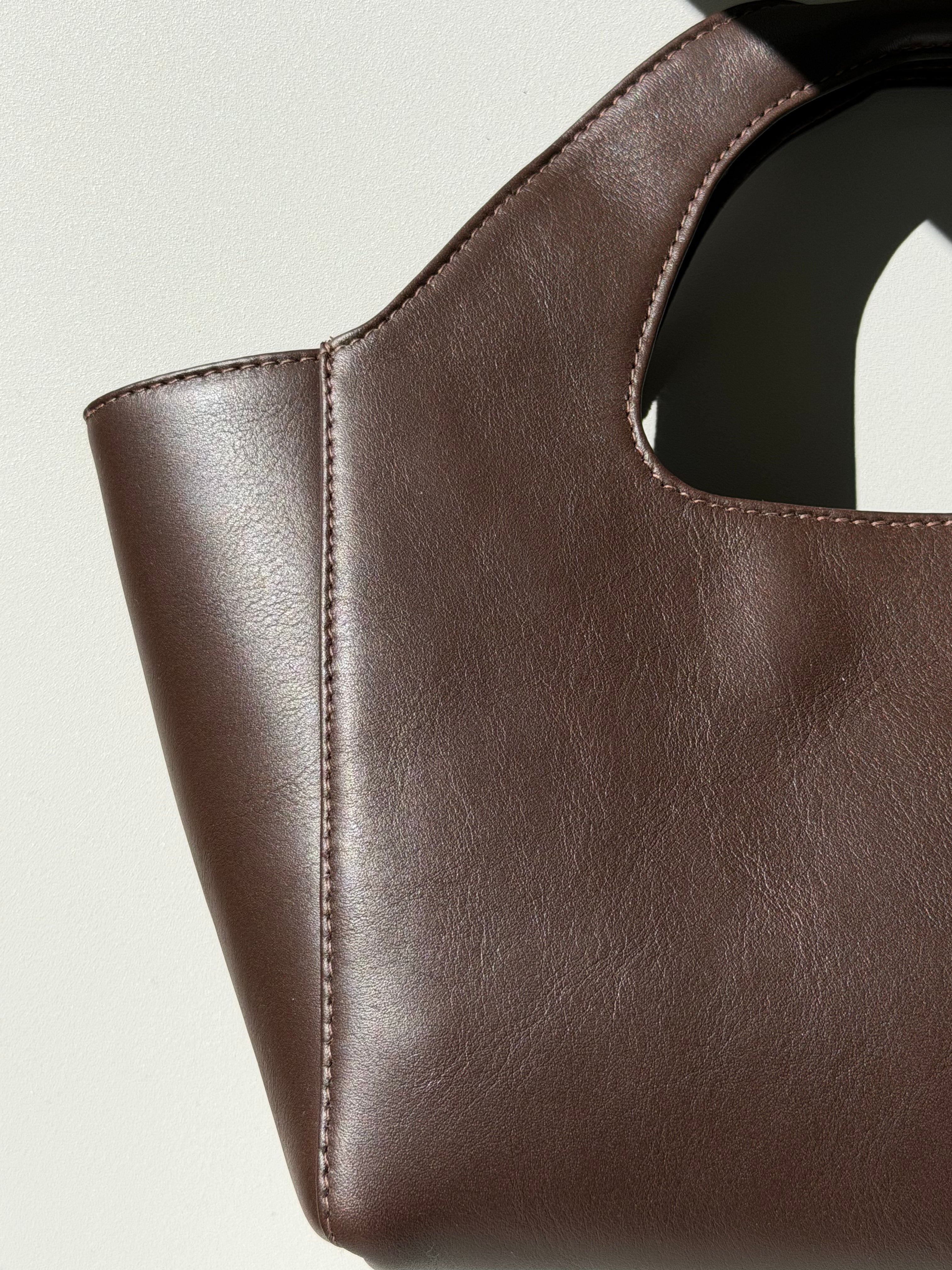 "Porter Tout" bag in chocolate