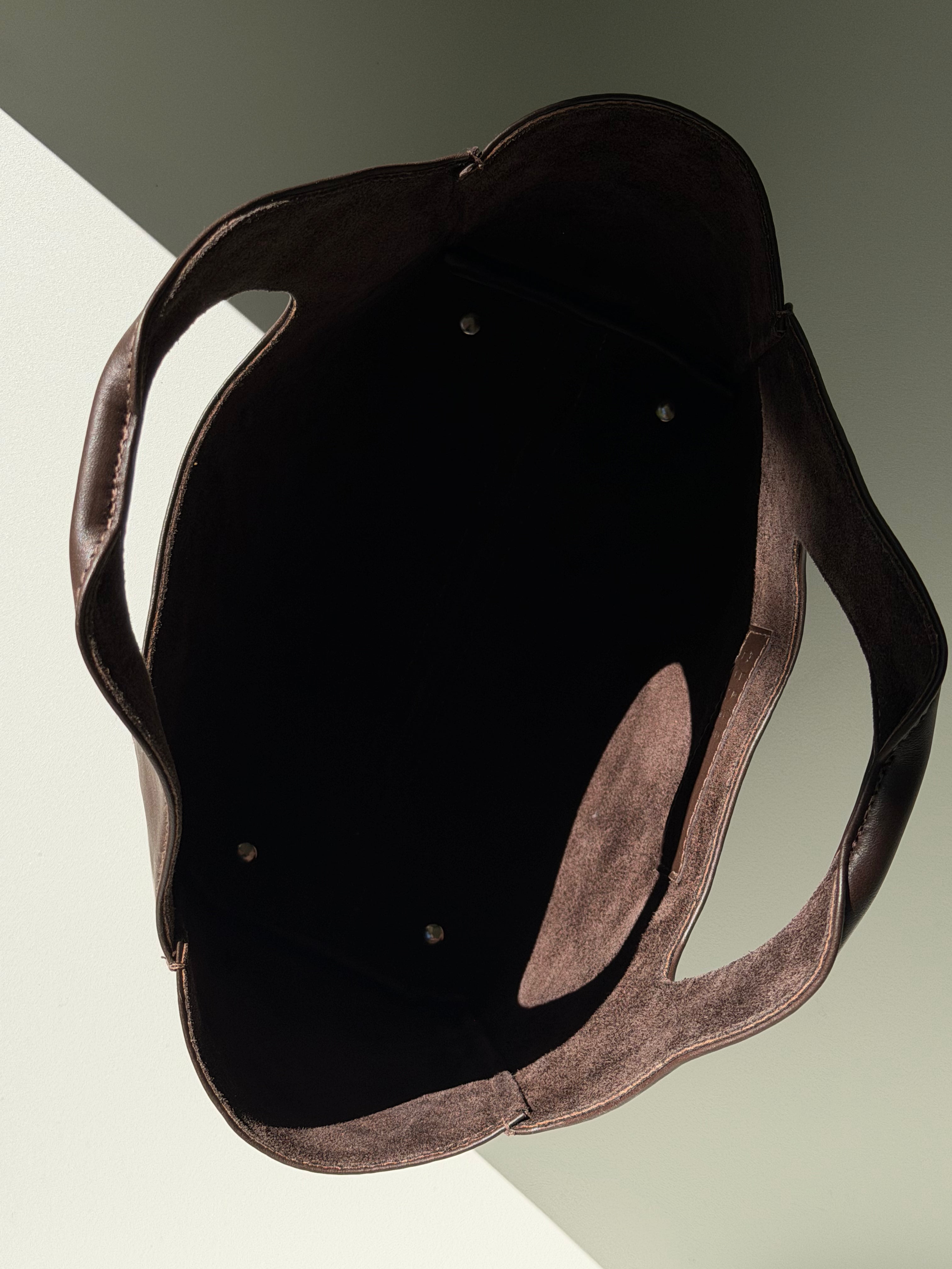 "Porter Tout" bag in chocolate