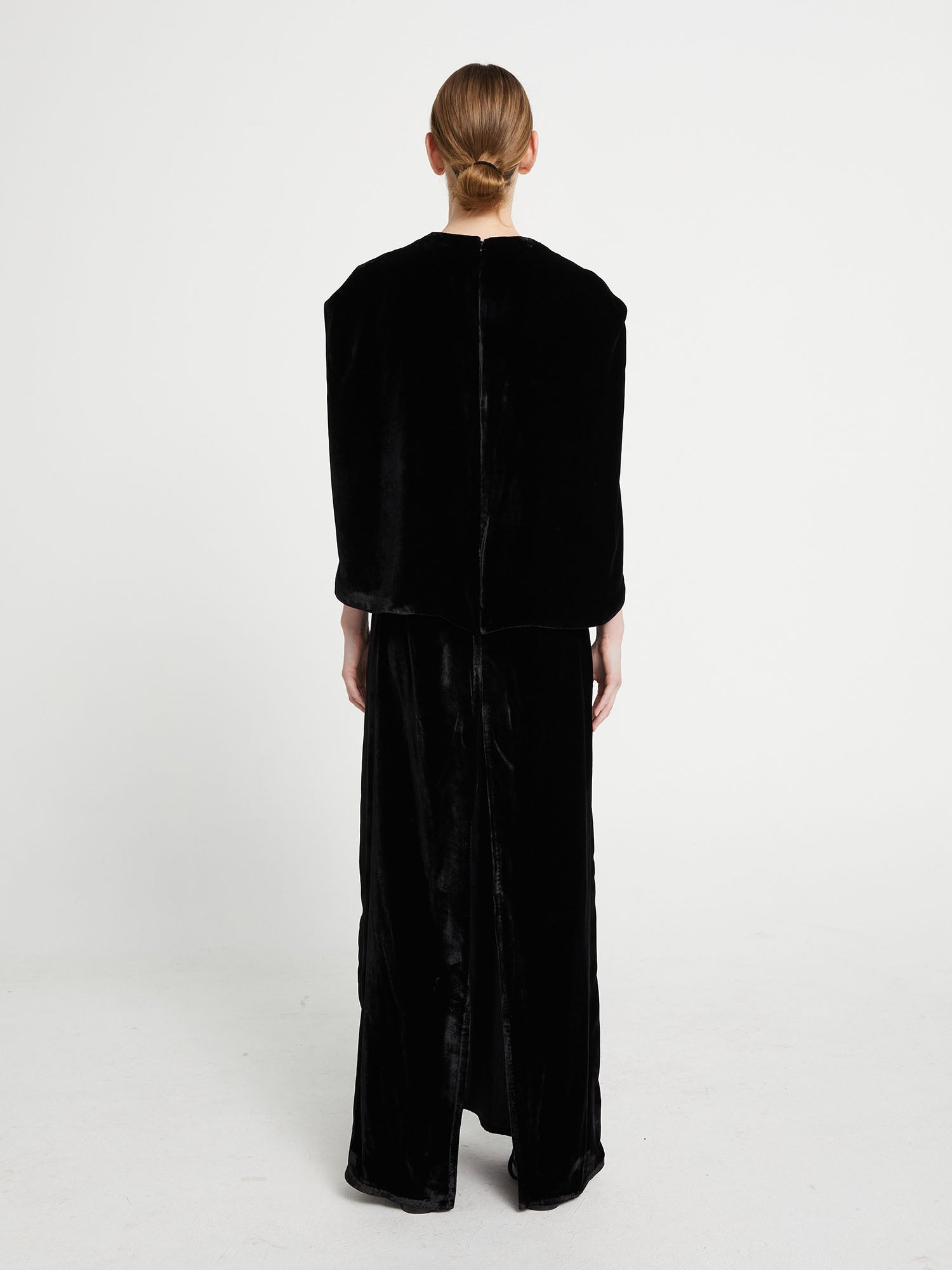 CAPE DRESS I