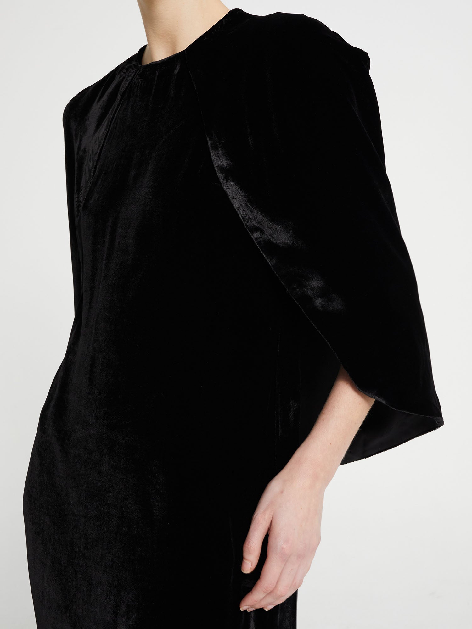 CAPE DRESS I
