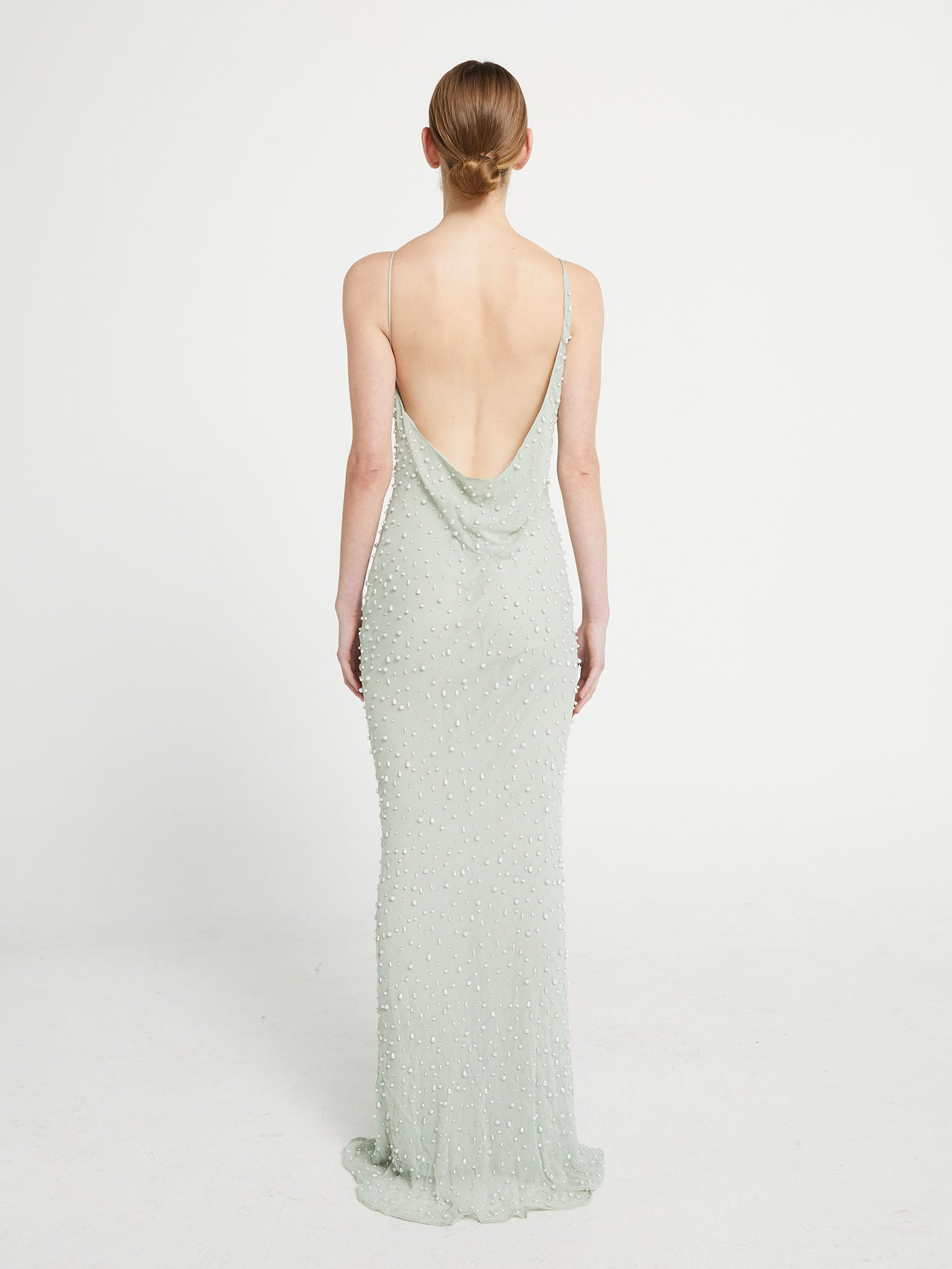 DRESS V