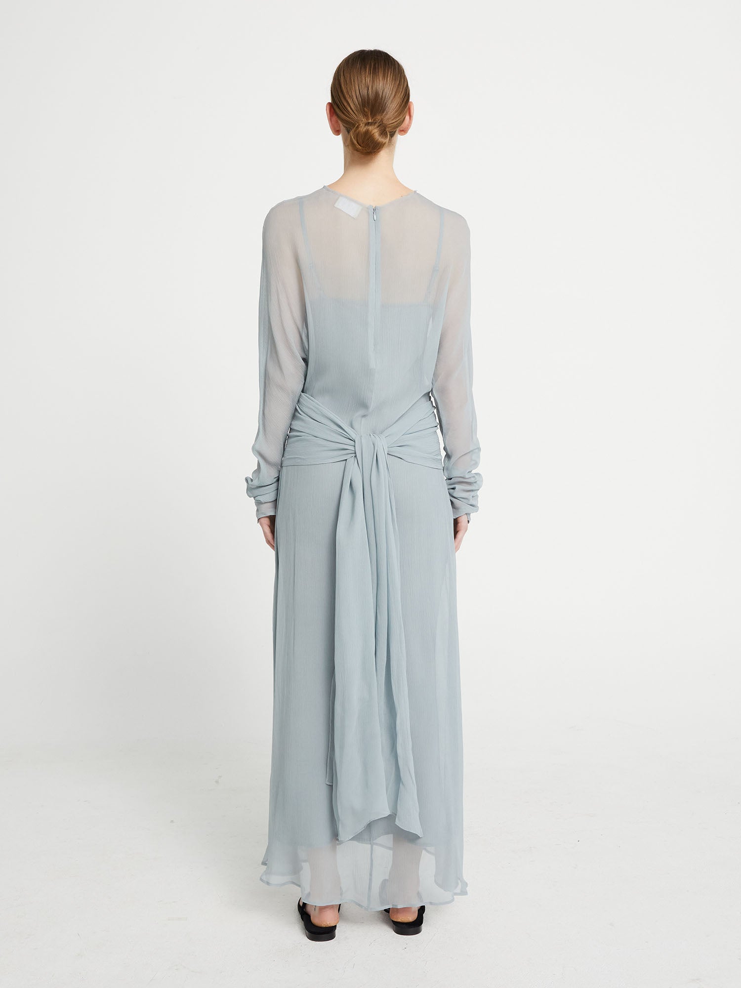 DRESS XVI