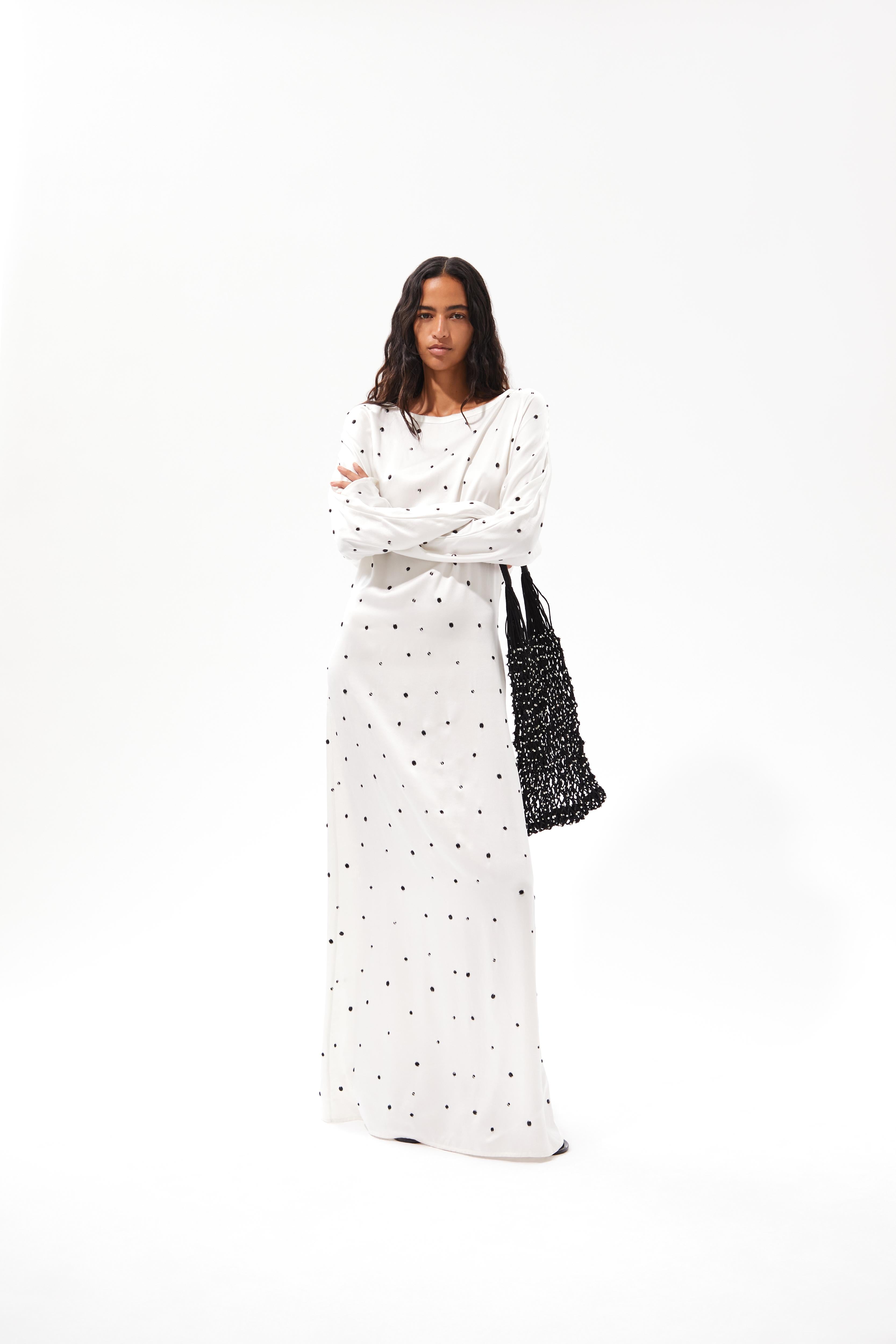 albus lumen linen dress Albus Lumen Sydney Fall 2018 Fashion Show Collection: See the complete Albus Lumen Sydney Fall 2018 collection. Look 4